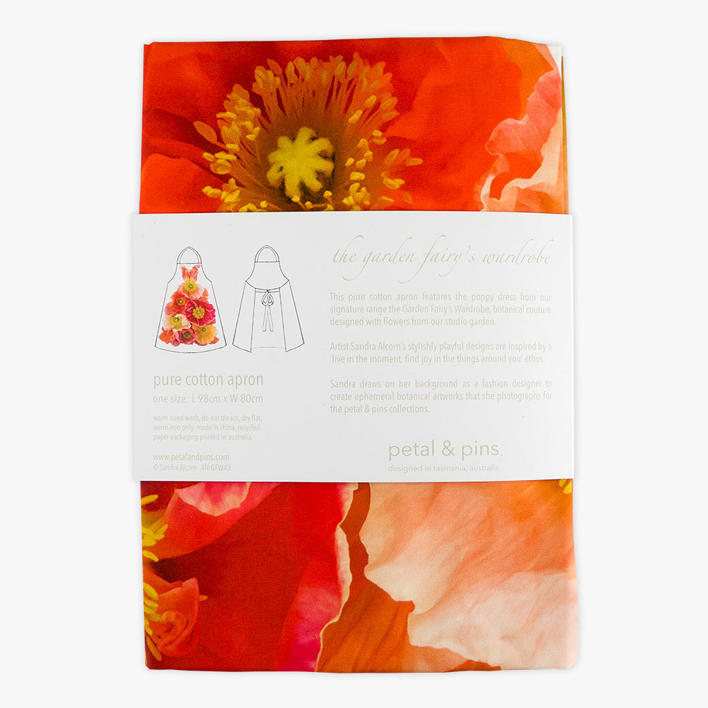poppy apron by petal & pins - folded with belly band (back(